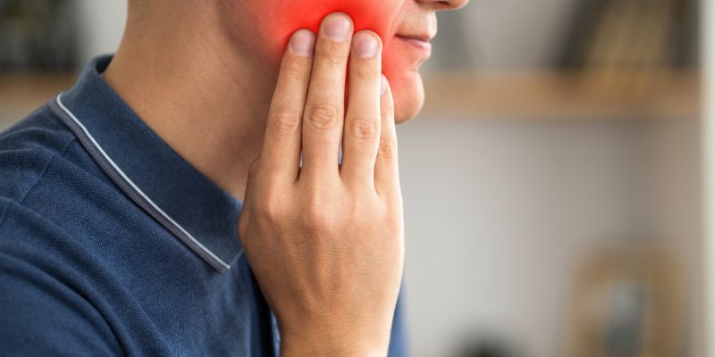 Dor e inchaço após implantes dentários